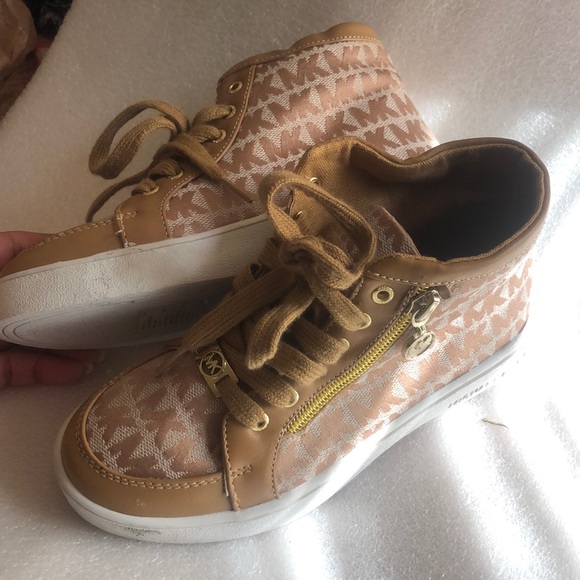 Kids Michael Kors Vegan Sneakers - Size 1 - Picture 15 of 16